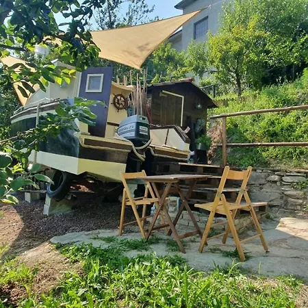 Nave Nel Bosco Torresina