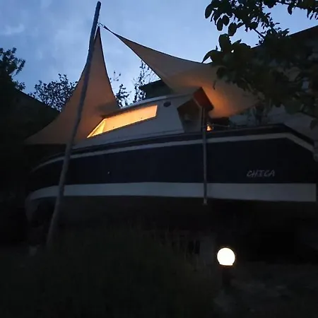 Nave Nel Bosco 3* Torresina