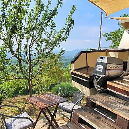 Nave Nel Bosco Bed & Breakfast 3*