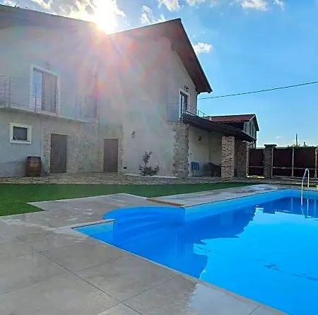 Nave Nel Bosco Bed & Breakfast 3*
