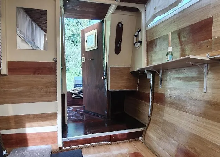 Nave Nel Bosco فندق مبيت وإفطار 3*